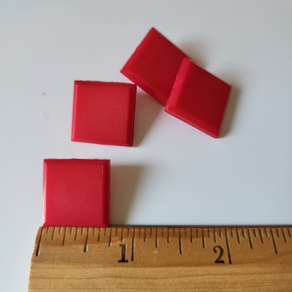 Vintage Red Square Plastic Shank Sewing Buttons ~ 4 Pieces - Picture 13 of 13